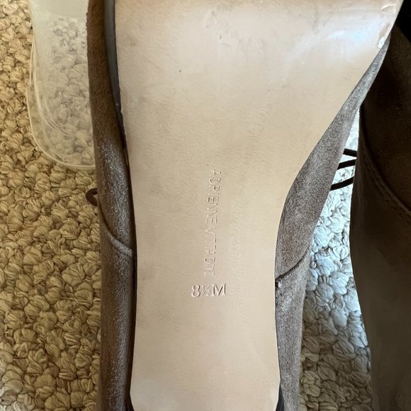 ADRIENNE VITTADINI - Pinehurst Lace-Up Bootie -- Excellent Condition - Picture 11 of 11